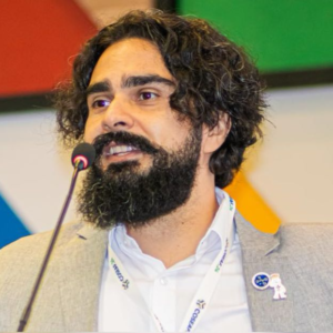 Dr. Felipe Ferré