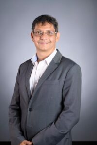 Dr. Roni Mukamal