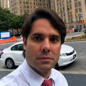 Dr. Leonardo Bandeira